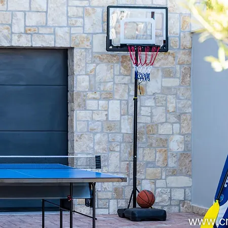 别墅 Mathilda 布罗达里卡