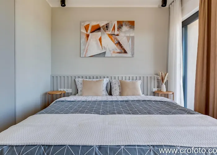 Mathilda * Brodarica (Sibenik-Knin)