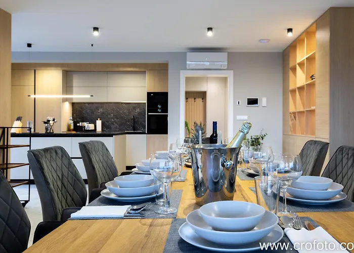 Mathilda Villa Brodarica (Sibenik-Knin)