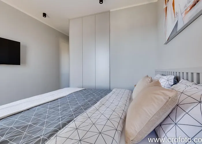 Mathilda * Brodarica (Sibenik-Knin)