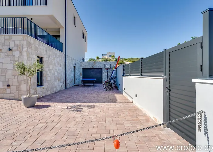 Villa Mathilda Brodarica (Sibenik-Knin)