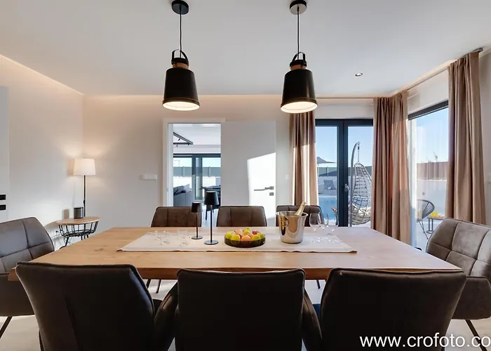 Mathilda * Brodarica (Sibenik-Knin)